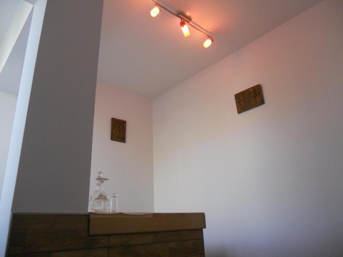 Apartmani Bonaca U Centru Niksica Εξωτερικό φωτογραφία