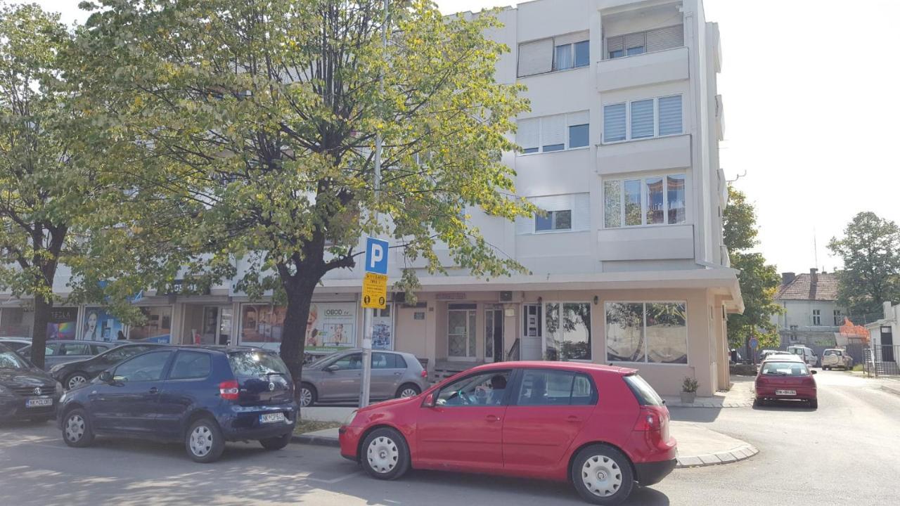 Apartmani Bonaca U Centru Niksica Εξωτερικό φωτογραφία