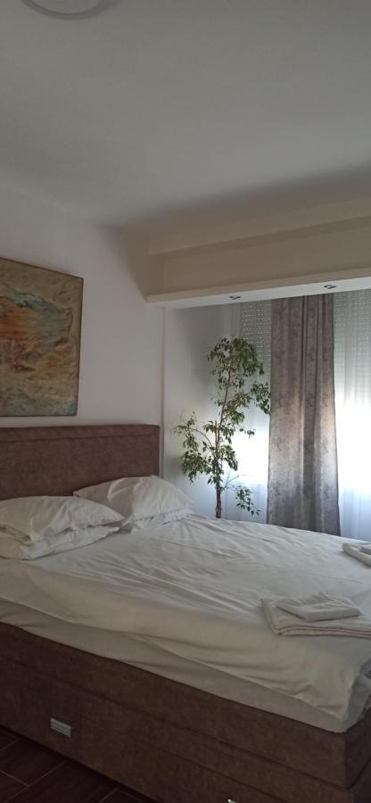 Apartmani Bonaca U Centru Niksica Εξωτερικό φωτογραφία